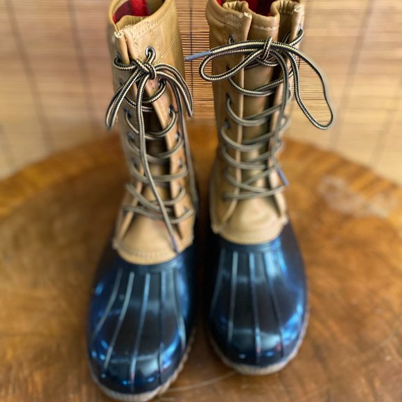 Madden Girl Shoes - MADDEN GIRL Flurryy Duck Boots Back Zipper Size 9